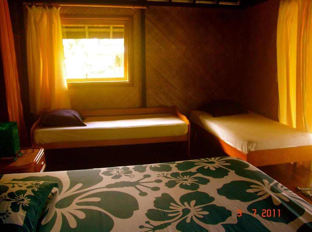 Tauhanihani Village Lodge La Vague Bleue Teahupoo Cameră foto
